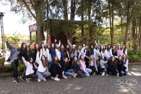Confira tudo sobre o Baile de Debutantes ALJ 2023 e a Festa Jovem